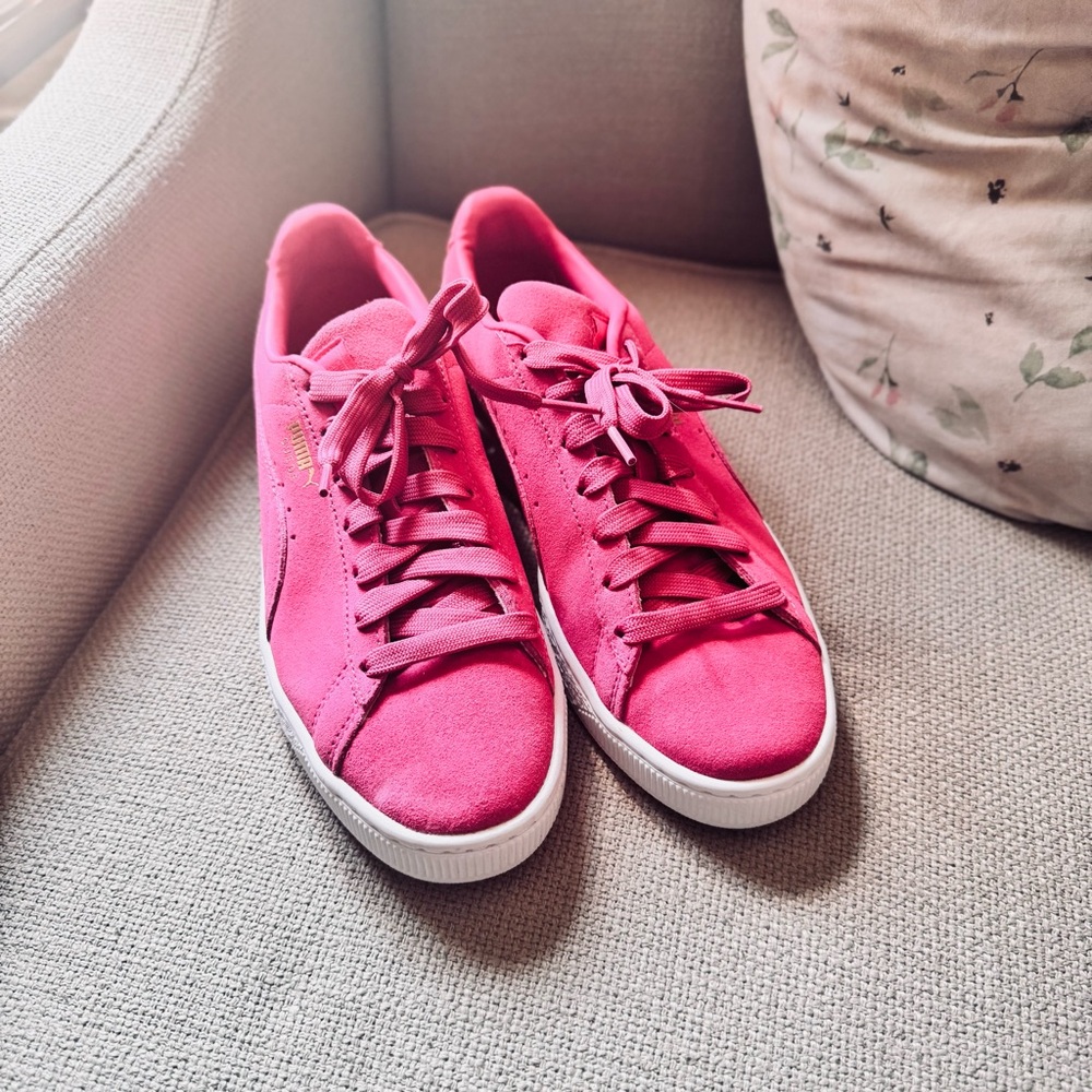 Puma Women's Pink Suede Sneakers